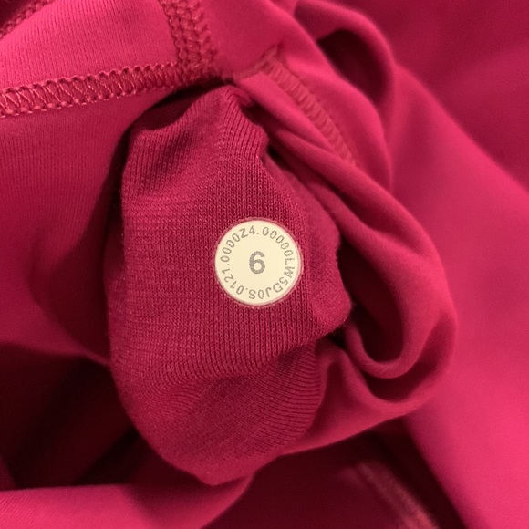 Lululemon Wunder Train HR 28" - Picture 3 of 4